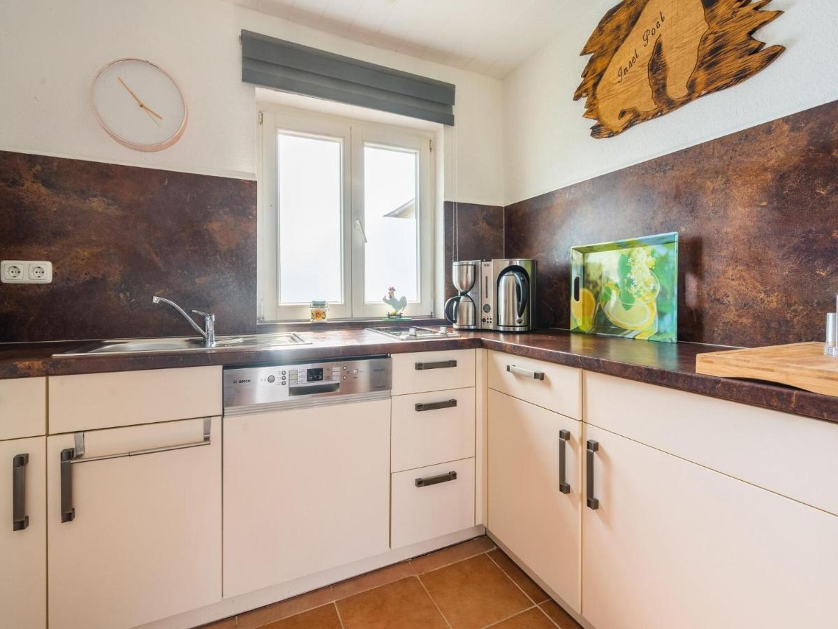 Beautiful Bungalow In Poel Near The Beach Fahrdorf  エクステリア 写真